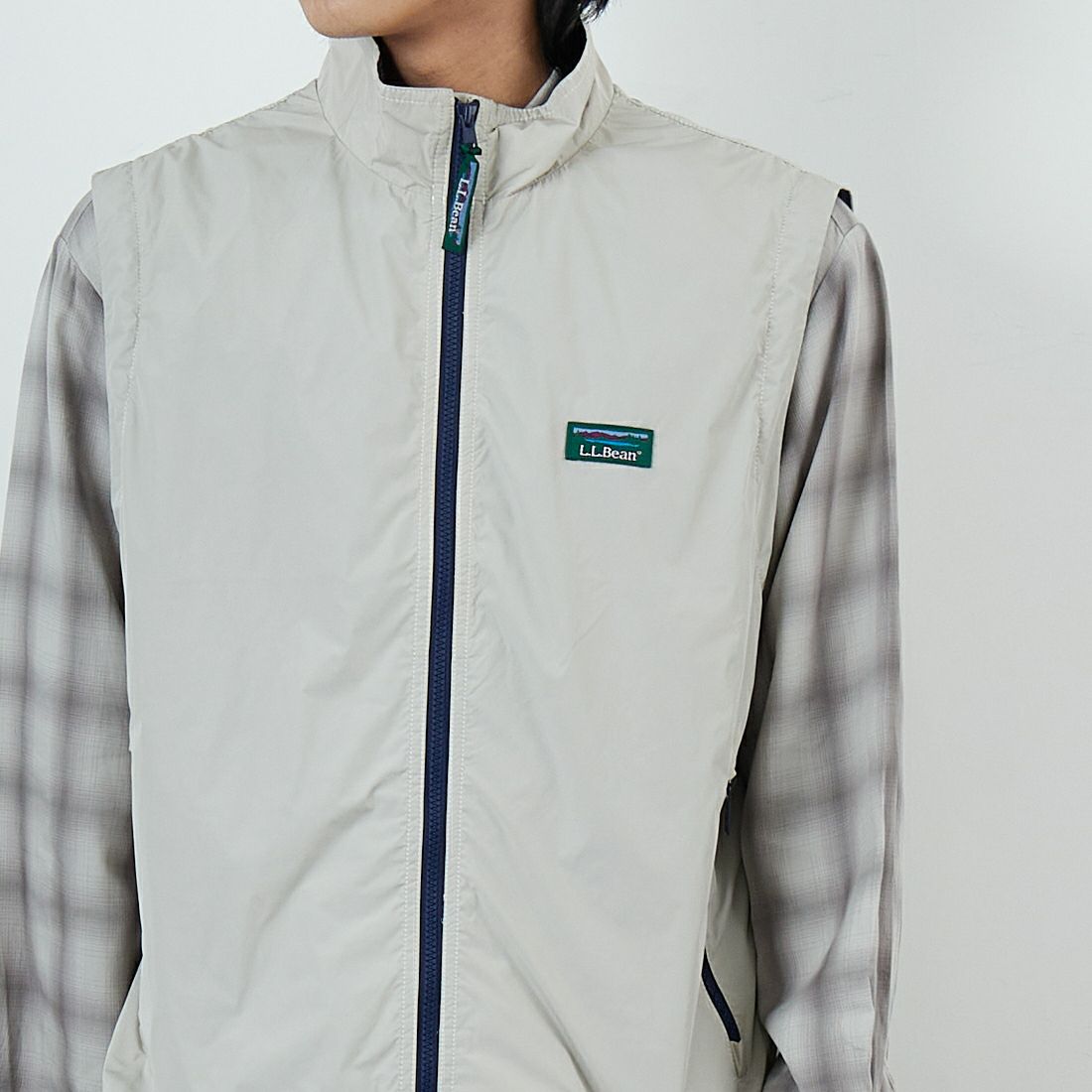 L.L.BEAN [エルエルビーン] ロクスベリーベスト [6175-3042] 24 SAND &&モデル身長：179cm 着用サイズ：L&&