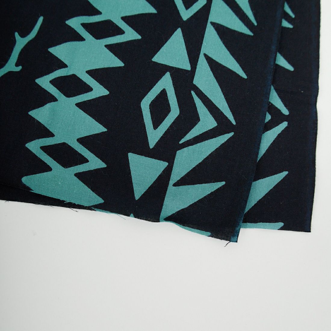 South2West8 [サウスツーウエストエイト] 手ぬぐいバンダナ [SX601] C BLACK