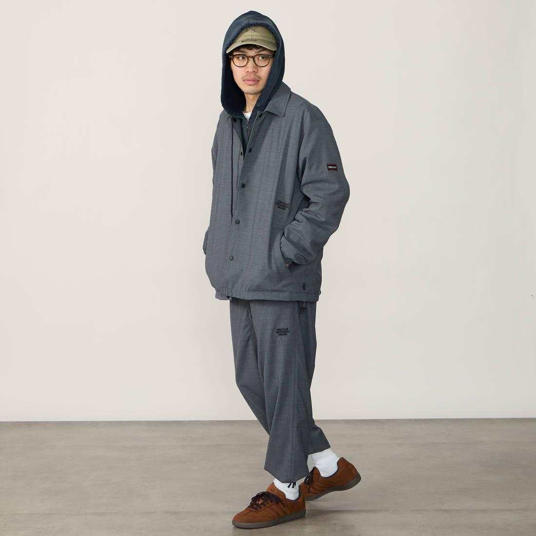 Marmot [マーモット] 別注 メリノウール コーチジャケット [MTSS26MJK330IN-JF] GRAY &&モデル身長：179cm 着用サイズ：L&&