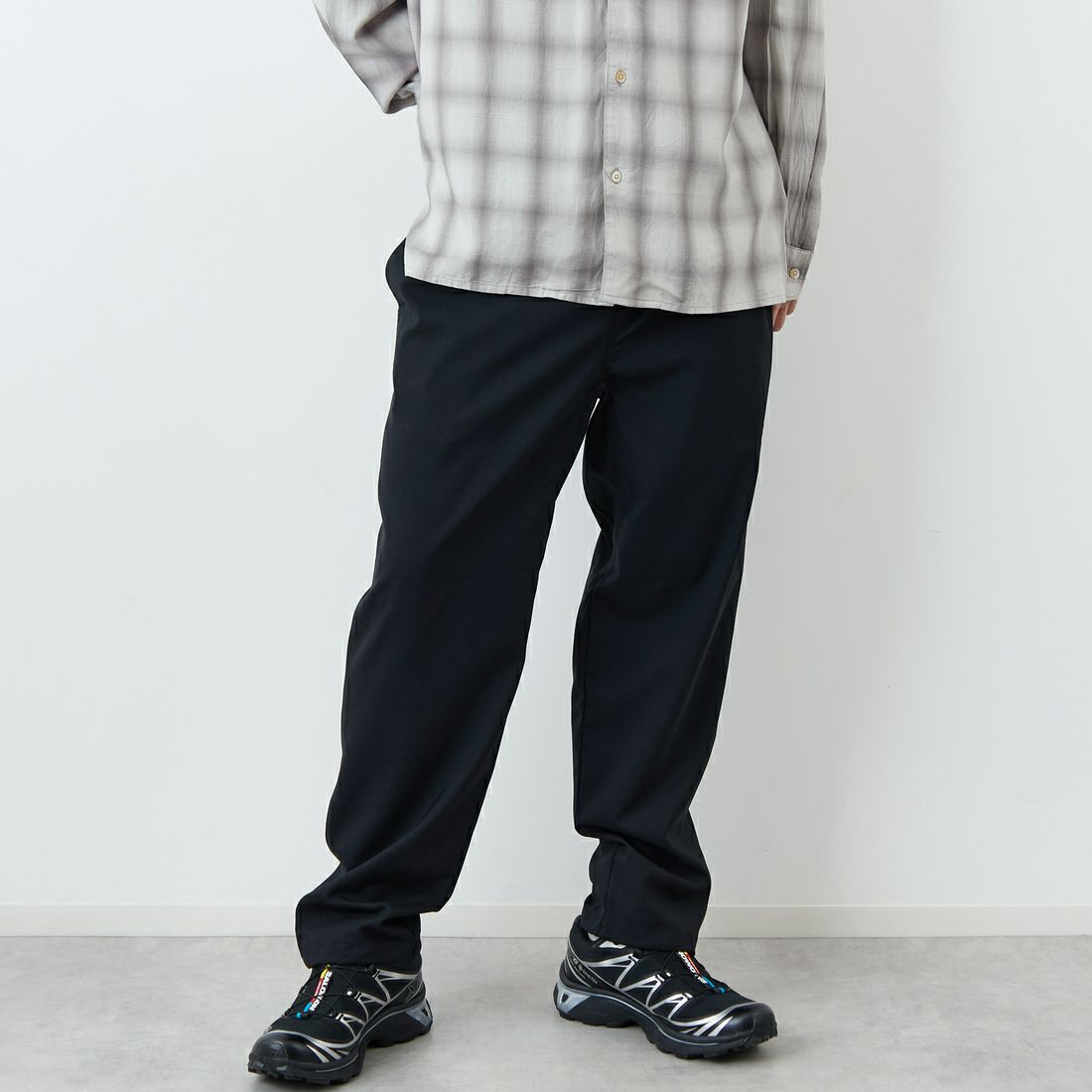 Marmot [マーモット] 別注 メリノウール タックパンツ [MTSS26MPT331IN-JF] BLACK &&モデル身長：179cm 着用サイズ：L&&