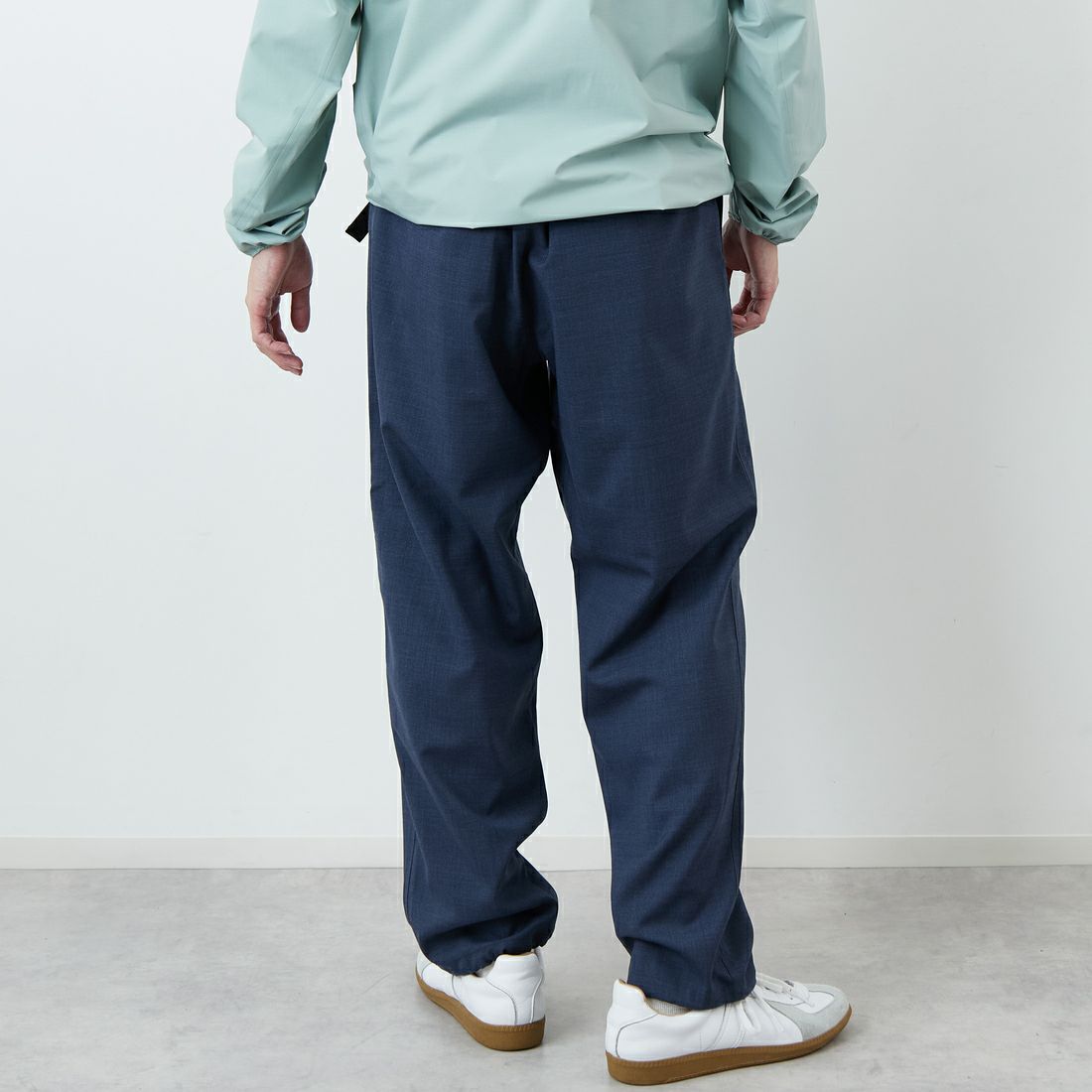 Marmot [マーモット] 別注 メリノウール タックパンツ [MTSS26MPT331IN-JF] NAVY &&モデル身長：168cm 着用サイズ：L&&