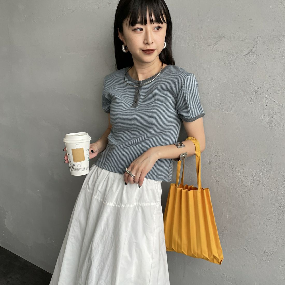 Robert P.Miller [ロバートピーミラー] 別注 クロップド丈 ボーダーヘンリーネックTシャツ [RM261-2265IN-JF] CLOUD&&モデル身長：150cm 着用サイズ：F&&