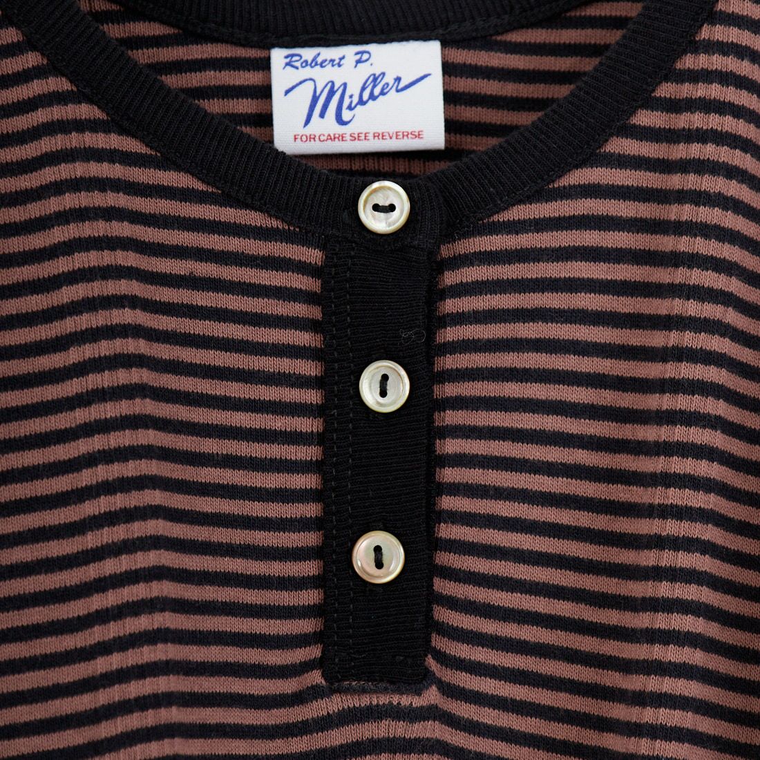 Robert P.Miller [ロバートピーミラー] 別注 クロップド丈 ボーダーヘンリーネックTシャツ [RM261-2265IN-JF] BROWN