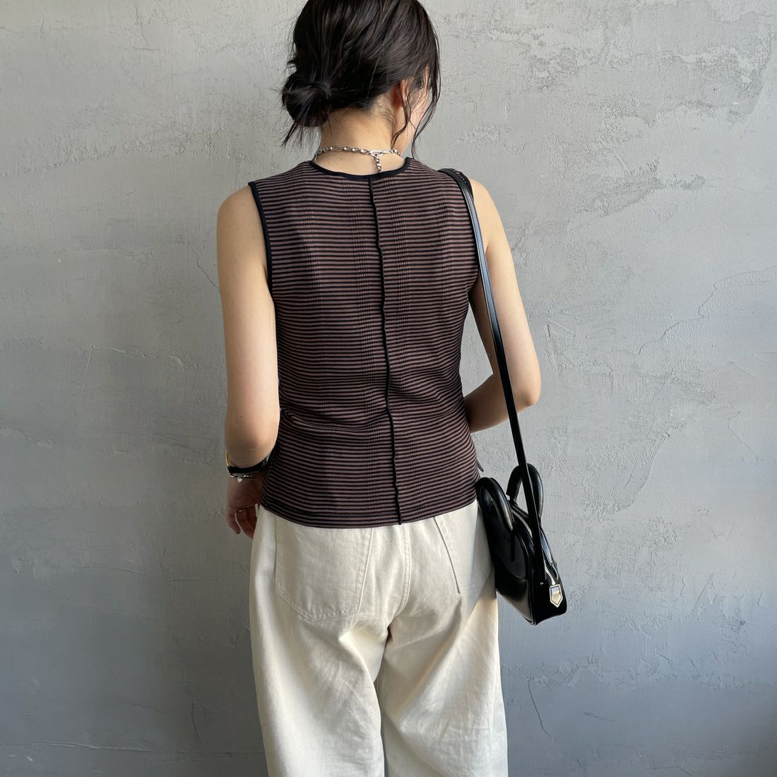 Robert P.Miller [ロバートピーミラー] 別注 配色 センタースリット パネルリブタンクトップ [RM261-2261IN-JF] BROWN &&モデル身長：160cm 着用サイズ：F&&