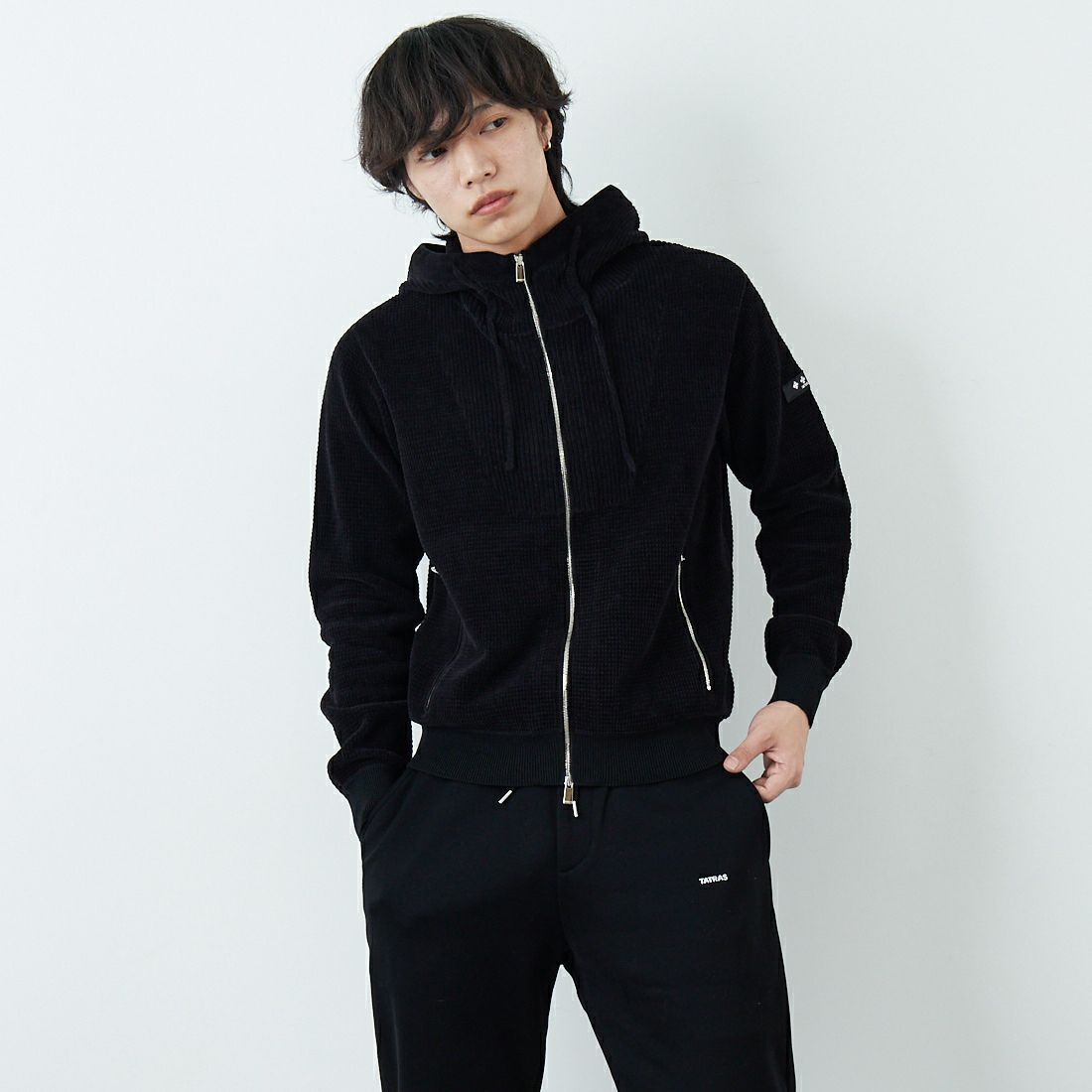 TATRAS [タトラス] ANAFI/アナフィ ニットブルゾン [MCKZ0345053588] BLACK &&モデル身長：179cm 着用サイズ：2&&