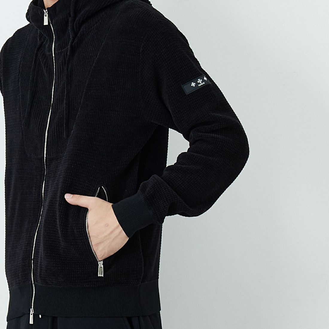 TATRAS [タトラス] ANAFI/アナフィ ニットブルゾン [MCKZ0345053588] BLACK &&モデル身長：179cm 着用サイズ：2&&