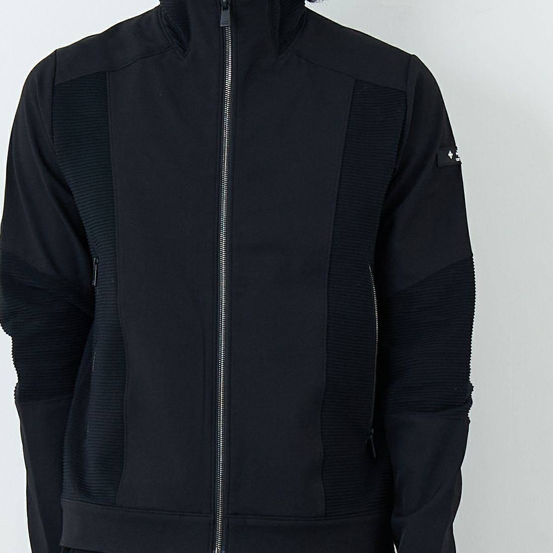 TATRAS [タトラス] SPRESE/スプレーゼ ブルゾン [MCKZ0044033588] BLACK &&モデル身長：179cm 着用サイズ：2&&