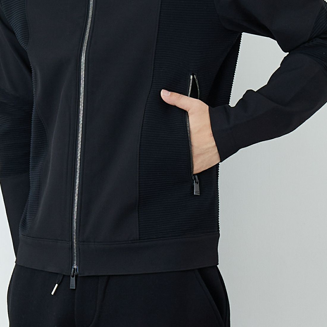 TATRAS [タトラス] SPRESE/スプレーゼ ブルゾン [MCKZ0044033588] BLACK &&モデル身長：179cm 着用サイズ：2&&