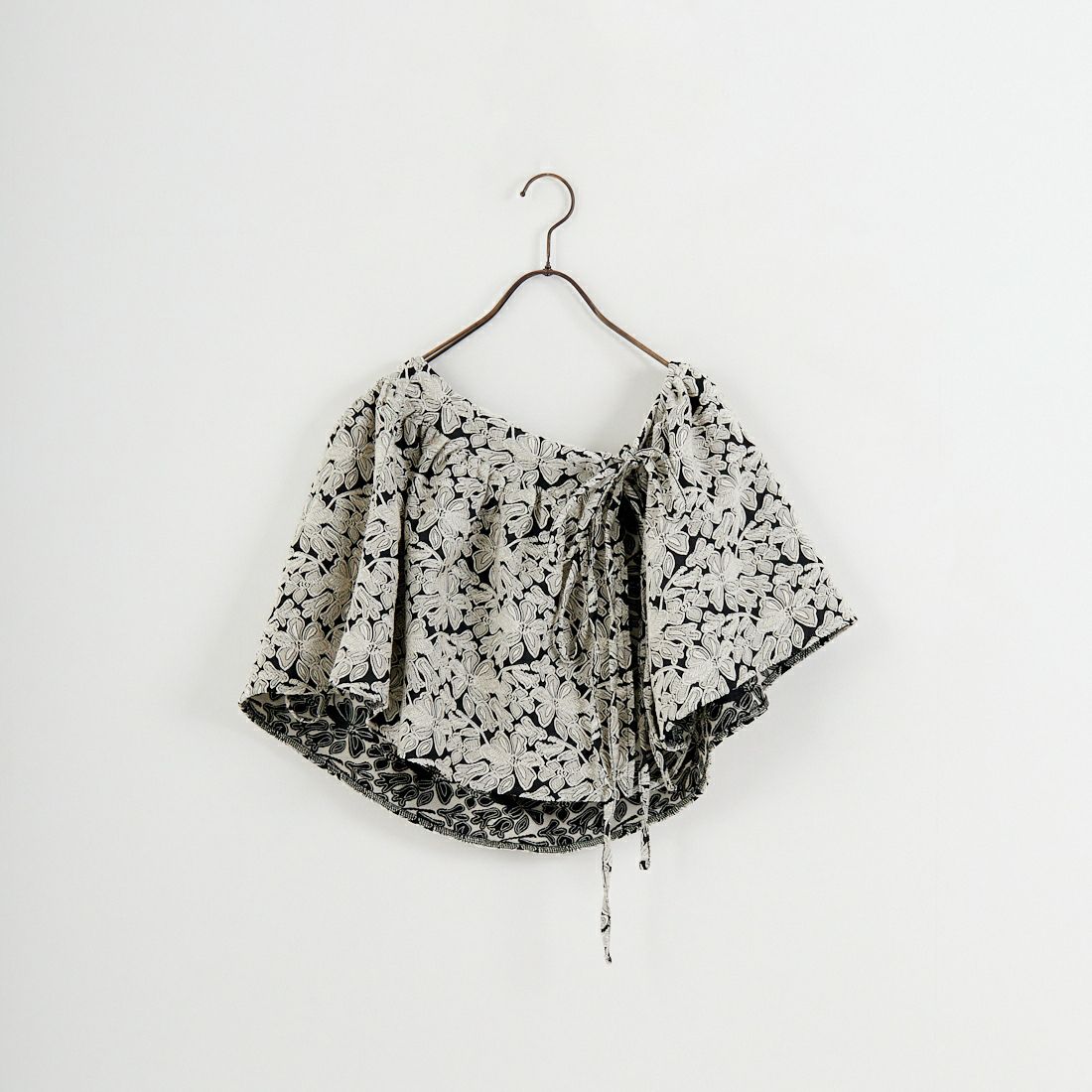 nenom [ネノム] マルチWAY ジャガード ペプラムキャミブラウス [NE26312007] 02 BLK/OFF