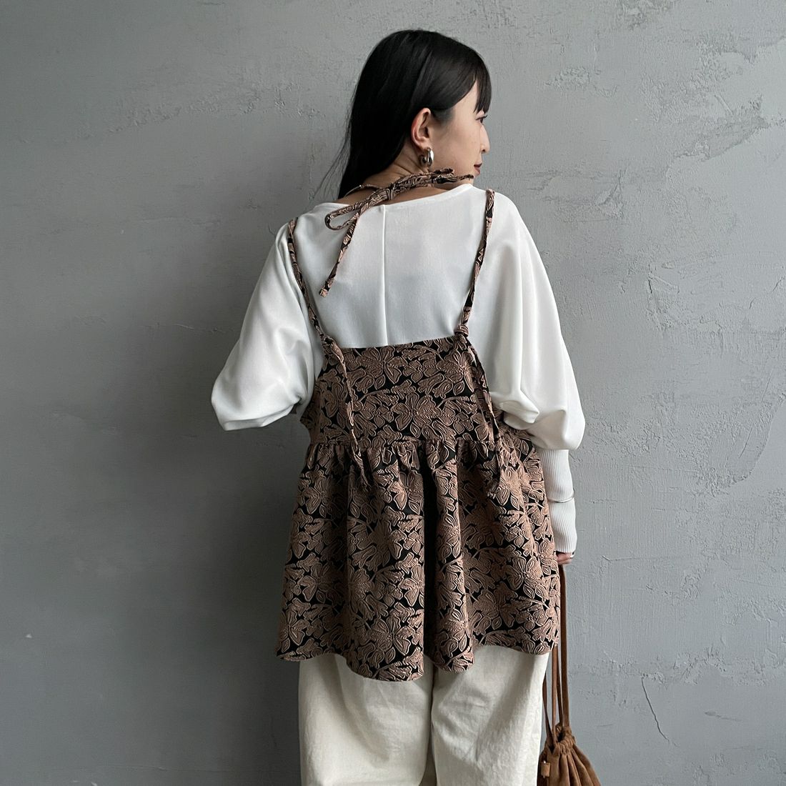 nenom [ネノム] マルチWAY ジャガード ペプラムキャミブラウス [NE26312007] 28 BLK/BRN &&モデル身長：150cm 着用サイズ：F&&