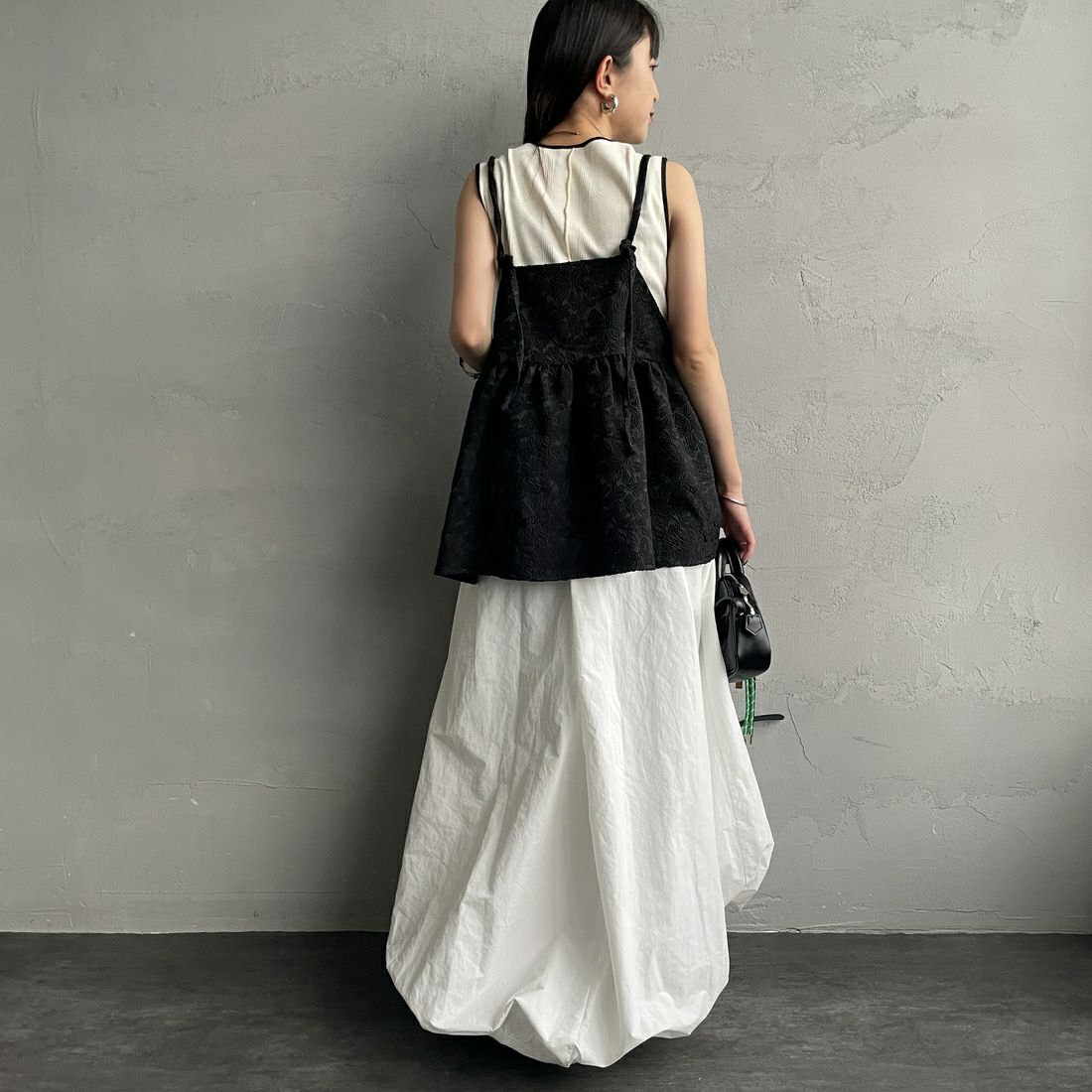 nenom [ネノム] マルチWAY ジャガード ペプラムキャミブラウス [NE26312007] 09 BLACK &&モデル身長：150cm 着用サイズ：F&&