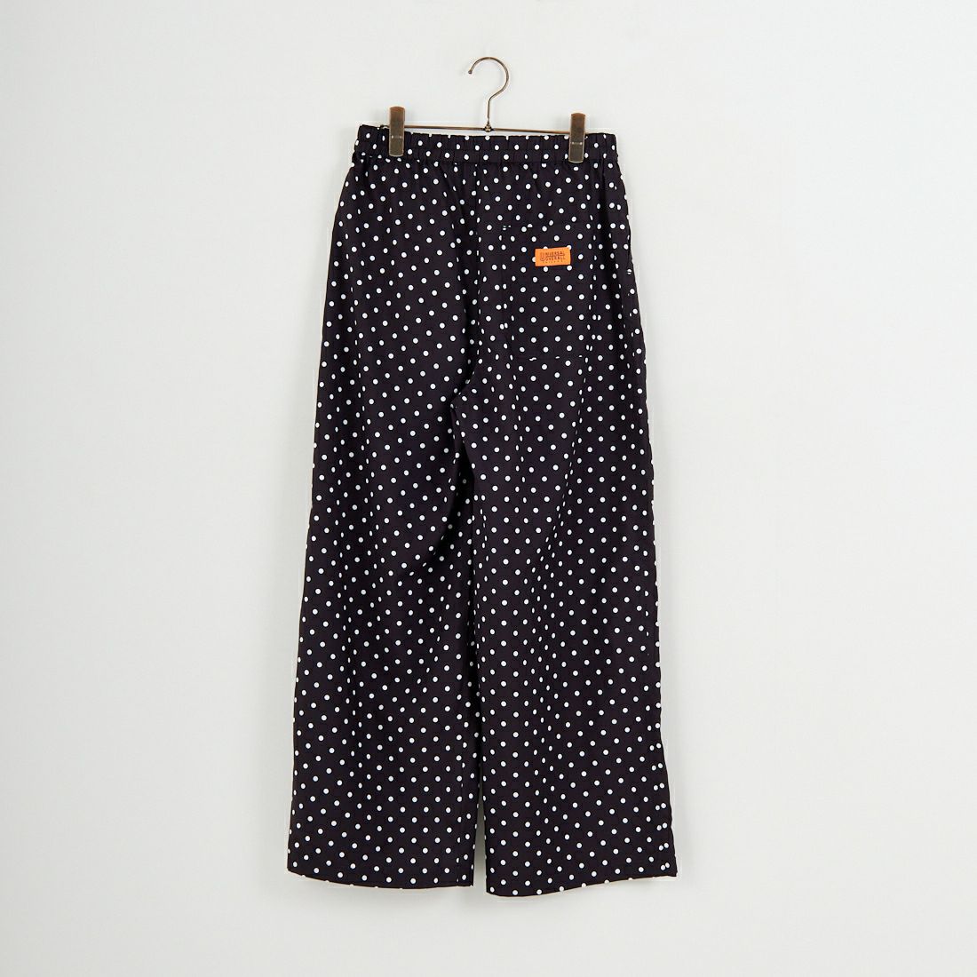 UNIVERSAL OVERALL [ユニバーサルオーバーオール] 別注 総柄イージーワイドパンツ [U2612634IN-JF] BLKﾄﾞｯﾄ