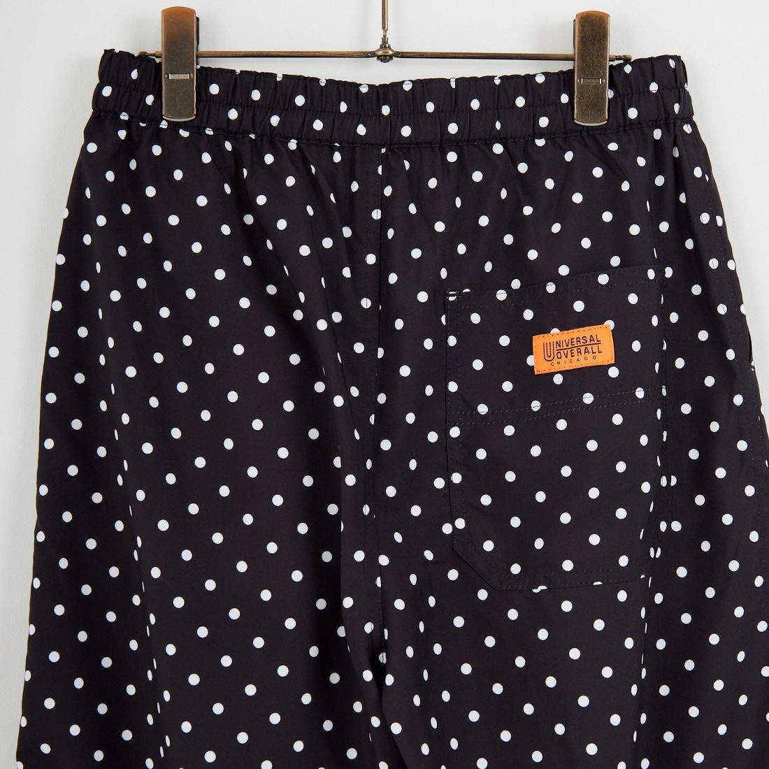 UNIVERSAL OVERALL [ユニバーサルオーバーオール] 別注 総柄イージーワイドパンツ [U2612634IN-JF] BLKﾄﾞｯﾄ