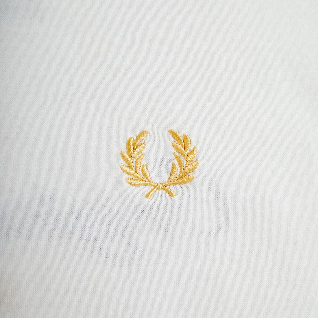 FRED PERRY [フレッドペリー] 別注 ORIGINAL SPORTSWEAR バック刺繍ロゴTシャツ [FPM-26S-023JF] SNOW WHITE