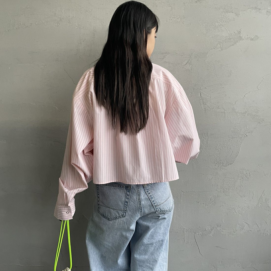 UNIVERSAL OVERALL [ユニバーサルオーバーオール] 別注 ショート丈 ビッグポケットストライプシャツ [U2533158IN-JF] ﾋﾟﾝｸ &&モデル身長：150cm 着用サイズ：F&&