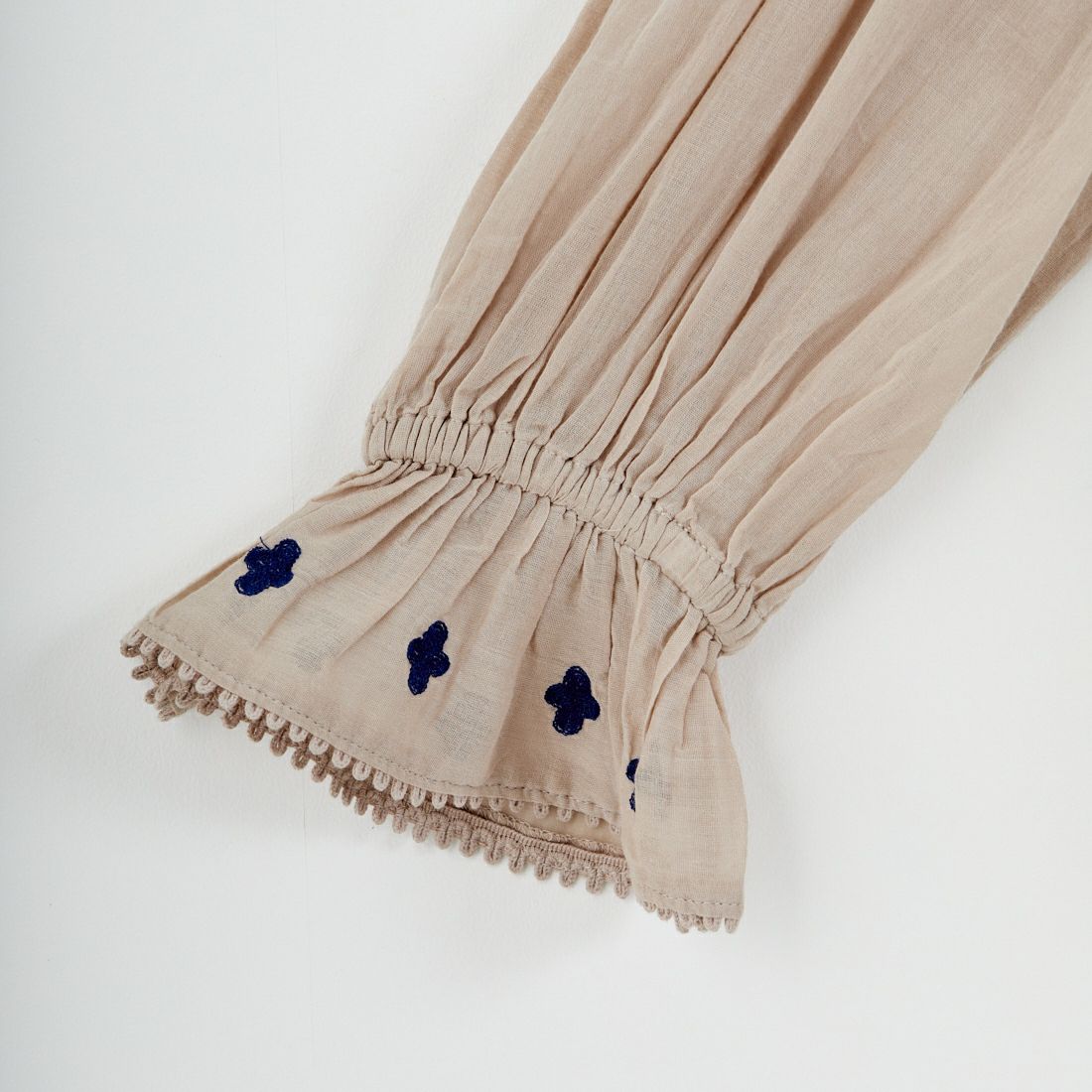 tumugu: [ツムグ] カディコットン刺繍ブラウス [TB25434] 12 GRAYGE