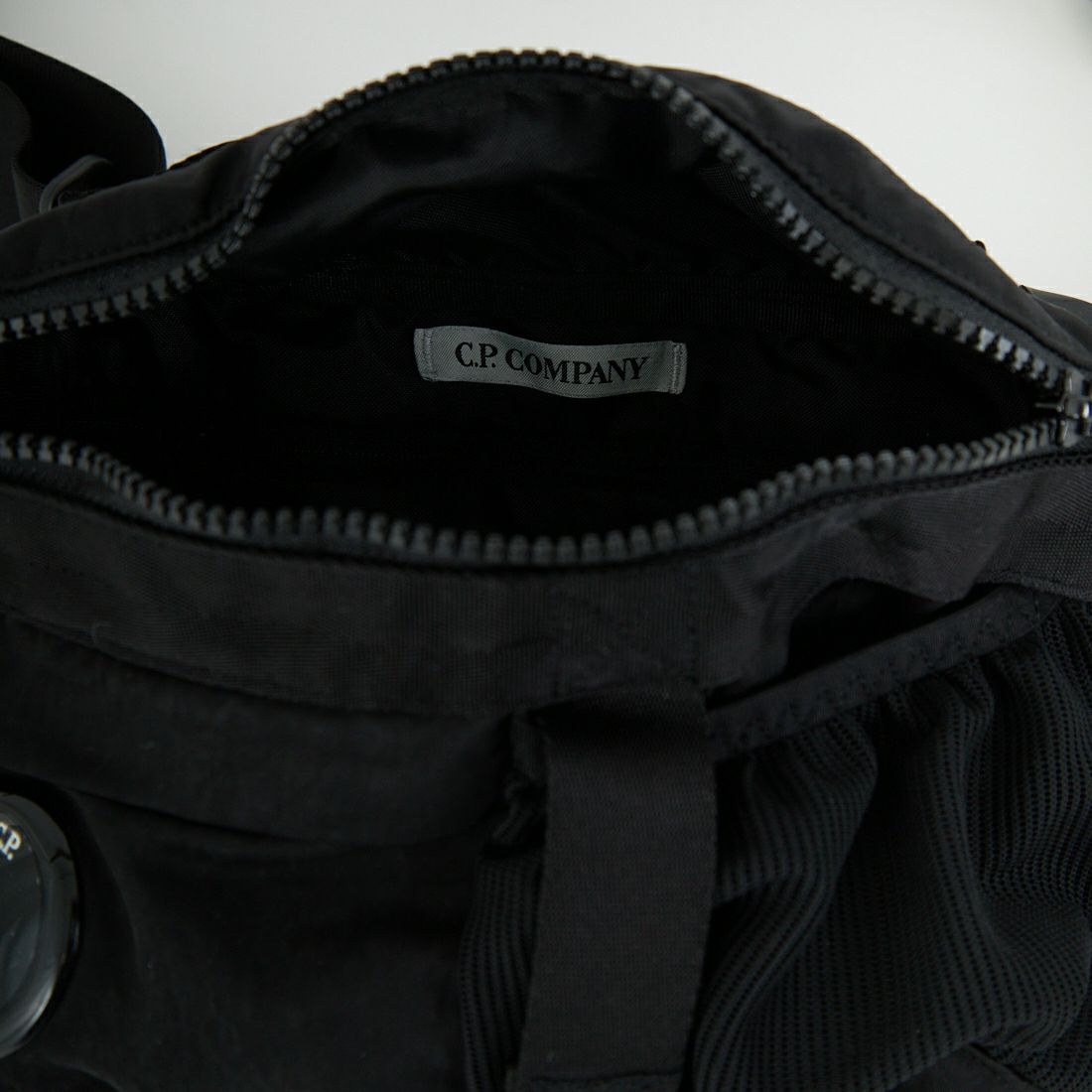 C.P.COMPANY [シーピーカンパニー] ナイロンB レンズウエストバッグ [20CMAC043A] 999 BLACK