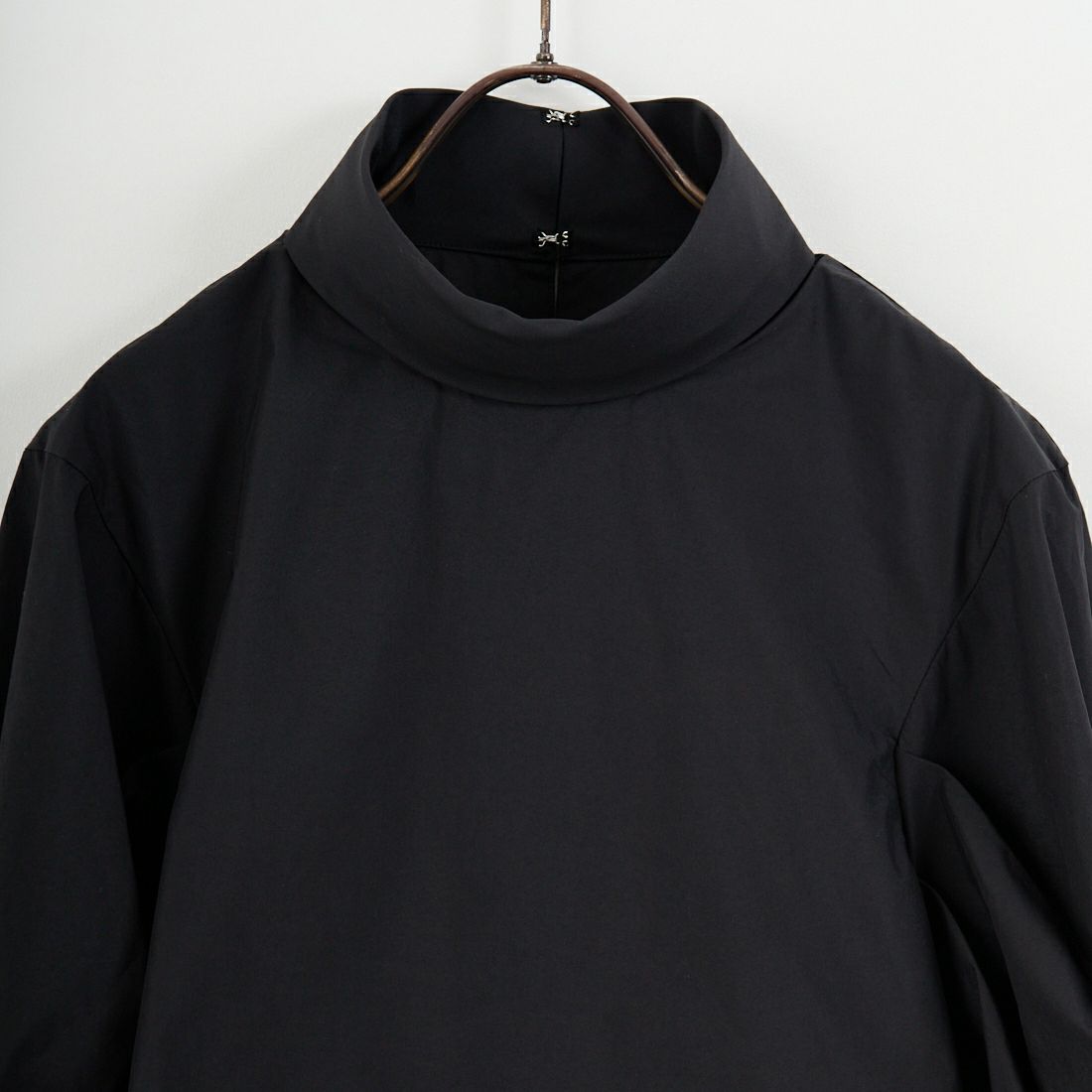 RIM.ARK [リムアーク] フォールデッドネックタックブラウス [460JSL30-0391] BLK