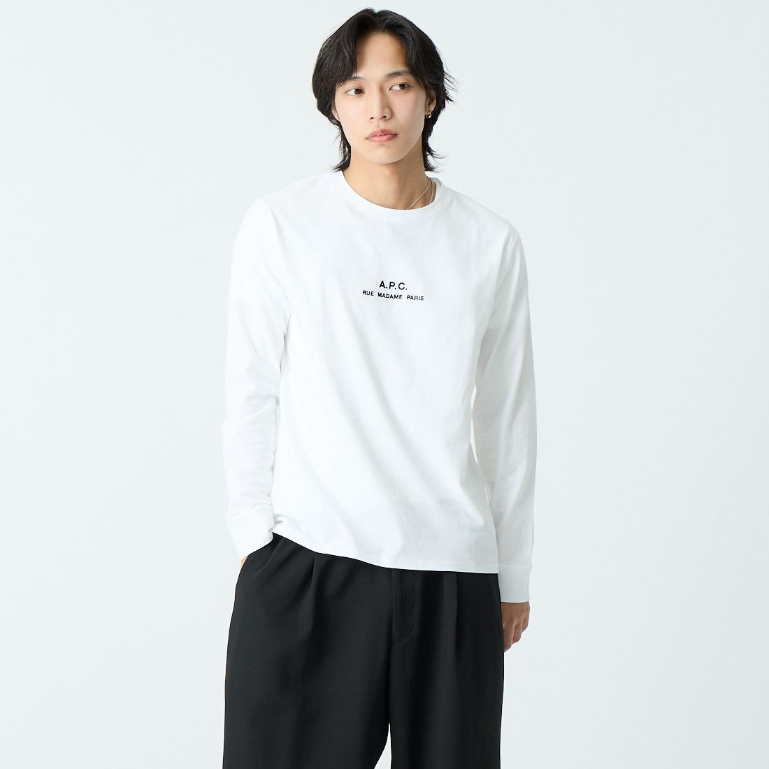 A.P.C. [アー・ペー・セー] Petite Rue Madame ロングスリーブTシャツ