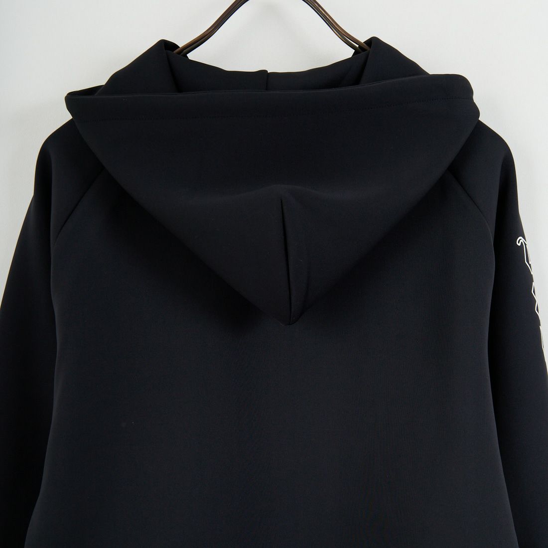 SY32 [エスワイサーティトゥ] ダブルニットゴシックロゴフーディ [32-26SN1-05] BLACK