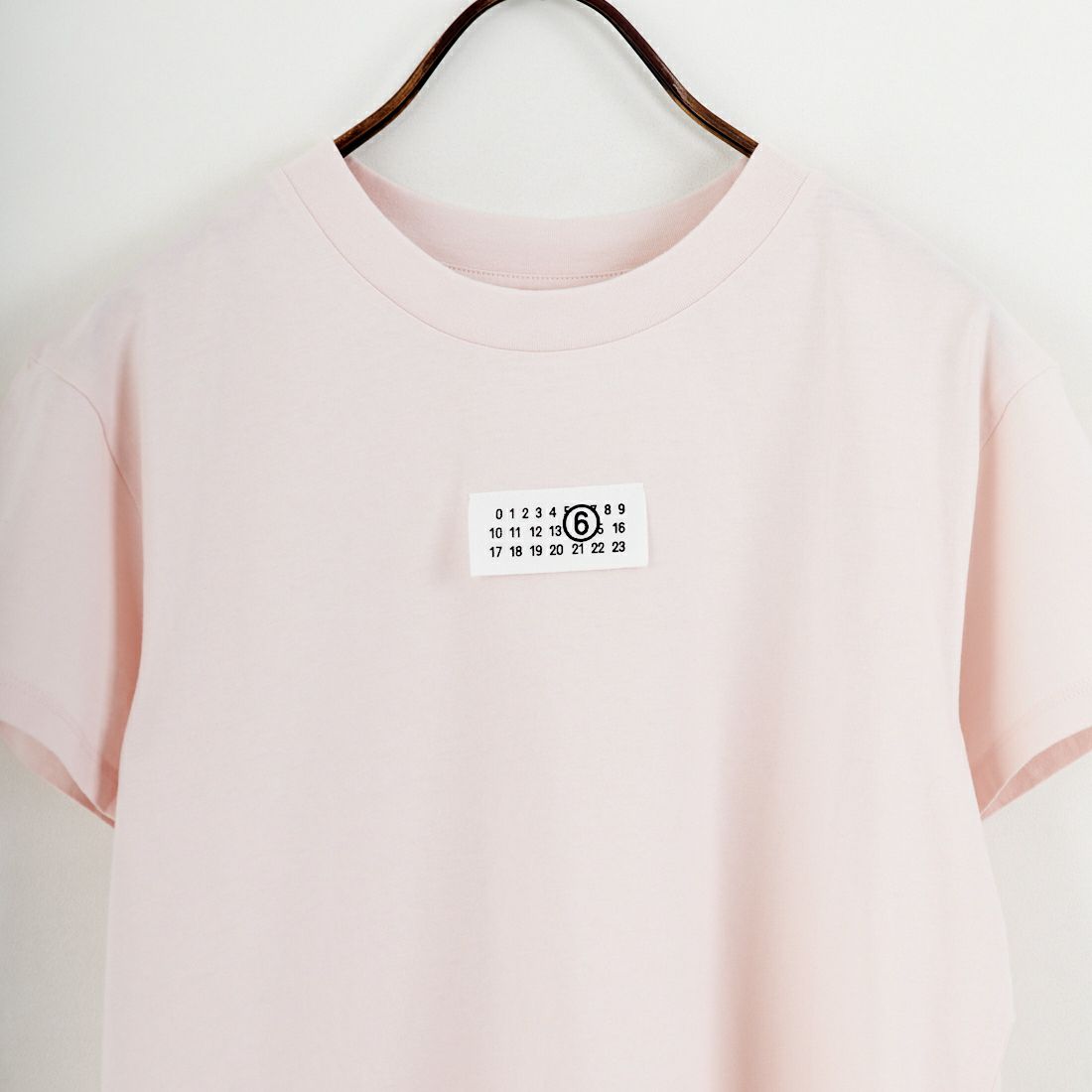 MM6 Maison Margiela [エムエムシックス メゾン マルジェラ] ニューメリック コットンTシャツ [S52GC0326-M20170] 231 PINK
