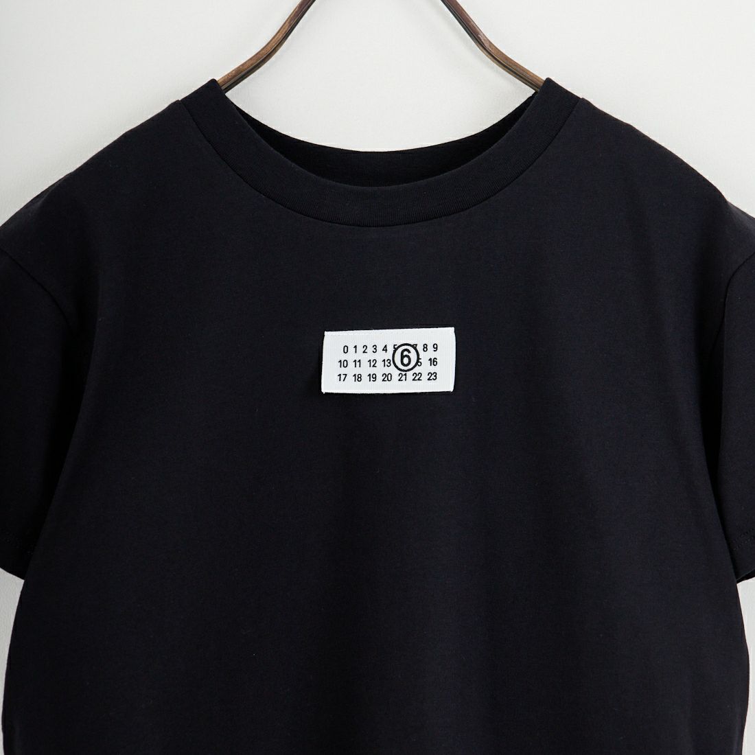 MM6 Maison Margiela [エムエムシックス メゾン マルジェラ] ニューメリック コットンTシャツ [S52GC0327-M20170] 900 BLACK