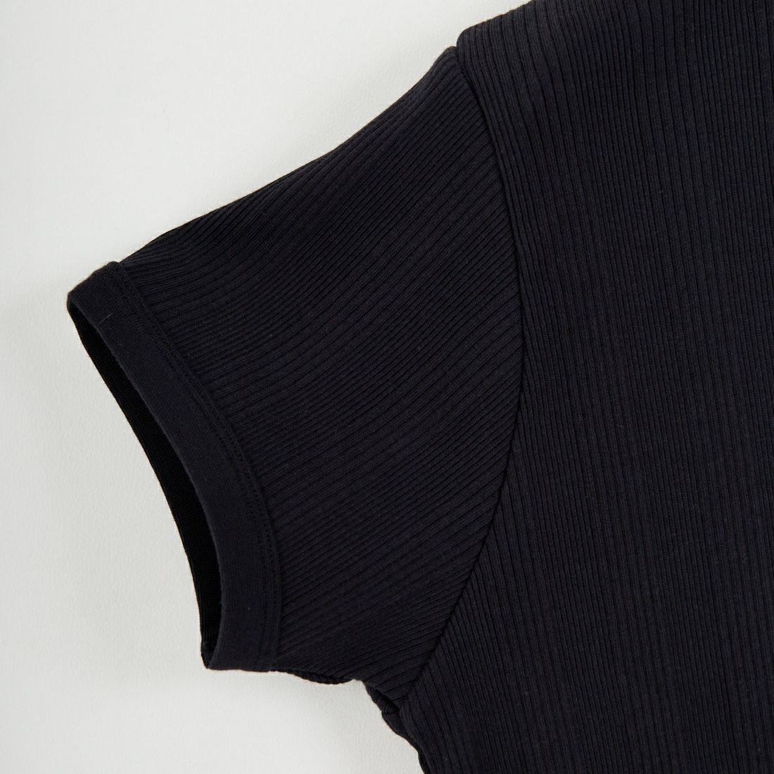 FRED PERRY [フレッドペリー] 別注 ランダムリブ ワンポイントロゴ刺繍リンガーTシャツ [FPW-26S-032JF] BLACK/CHAM