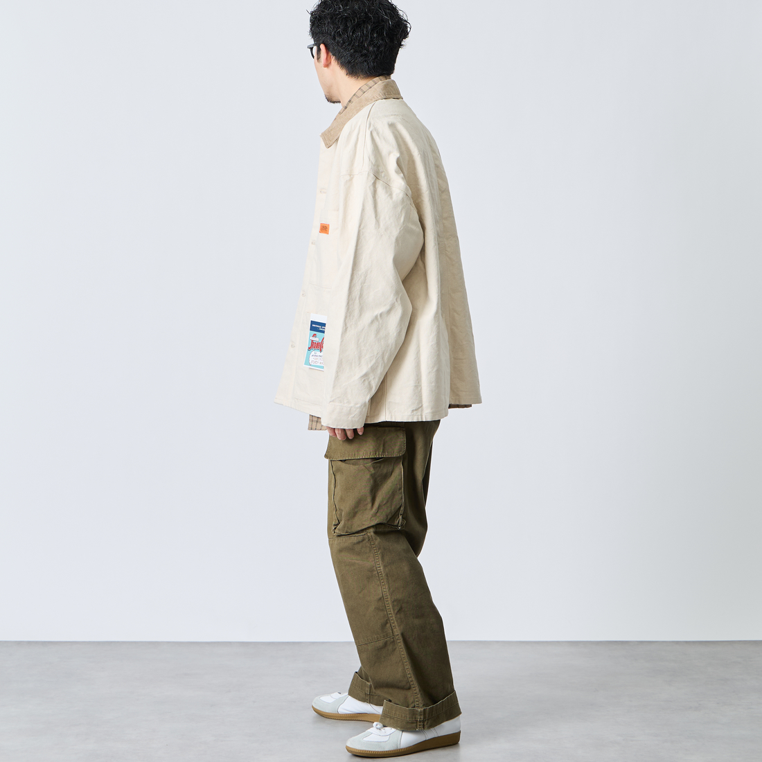 UNIVERSAL OVERALL [ユニバーサルオーバーオール] 別注 コーデュロイ襟 カバーオールジャケット [U2613225IN-JF] IVORY