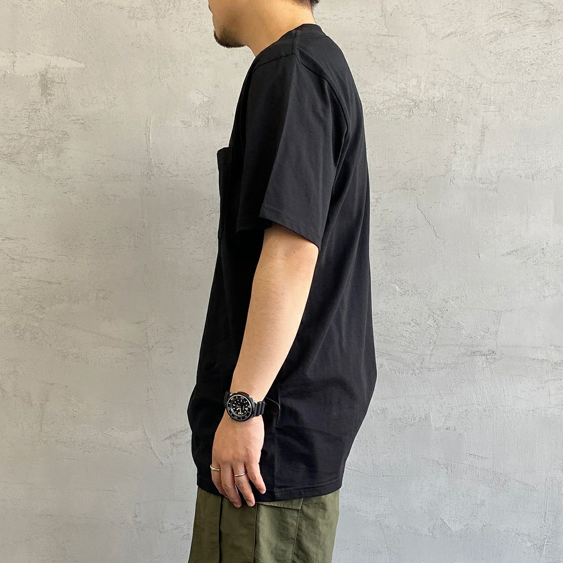 carhartt WIP [カーハートダブリューアイピー] ポケットTシャツ [I022091] 8900 BLACK &&モデル身長：170cm 着用サイズ:XL&&