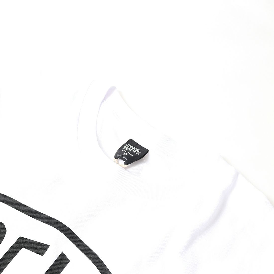 DEUS EX MACHINA [デウス エクス マキナ] SHIELD Tシャツ [T-DMW41808E] WHITE