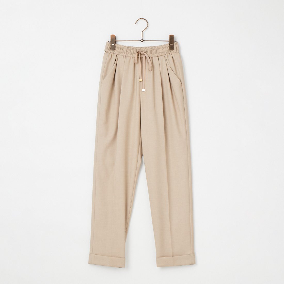 812 Dﾍﾞｰｼﾞ